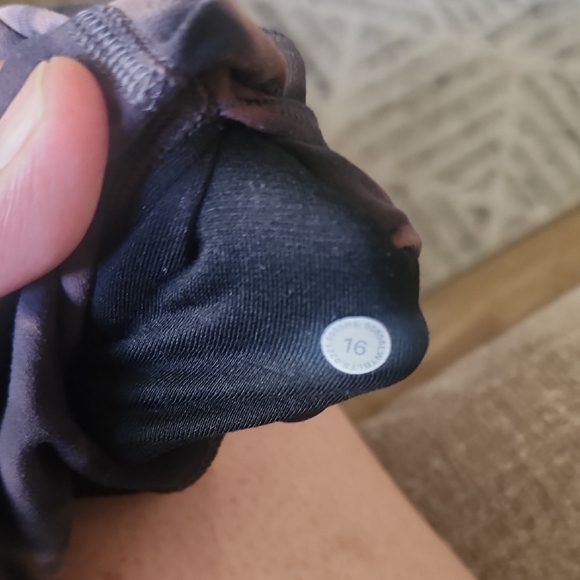 lululemon athletica Black and Brown Bike Shorts - Picture 6 of 6